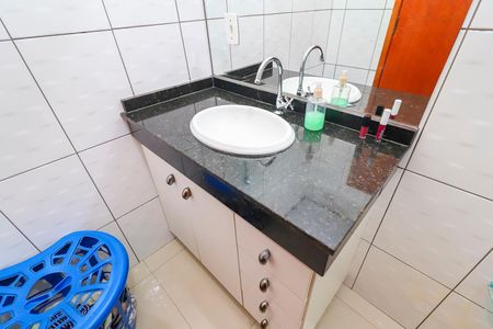 Casa à venda com 148m², 3 quartos e 2 vagasBanheiro da Suíte