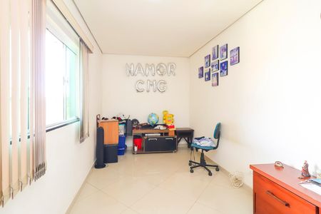 Casa à venda com 148m², 3 quartos e 2 vagasQuarto 3