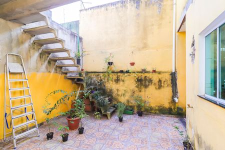 Casa à venda com 148m², 3 quartos e 2 vagasÁrea de Serviço / Quintal