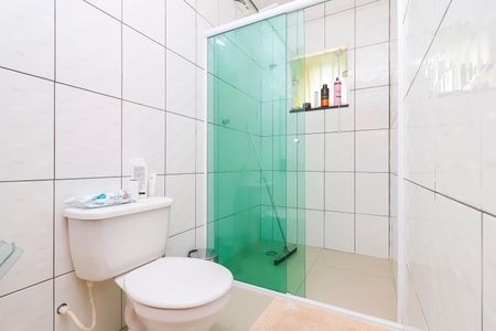 Casa à venda com 148m², 3 quartos e 2 vagasBanheiro da Suíte
