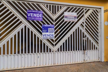 Casa à venda com 148m², 3 quartos e 2 vagasFachada