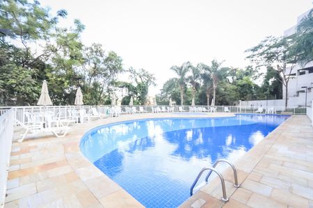 Apartamento para alugar com 52m², 2 quartos e 1 vaga Apartamento para alugar com 52m², 2 quartos e 1 vagaÁrea comum - Piscina