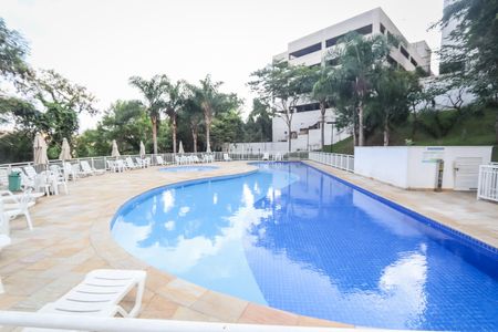 Apartamento para alugar com 52m², 2 quartos e 1 vaga Apartamento para alugar com 52m², 2 quartos e 1 vagaÁrea comum - Piscina