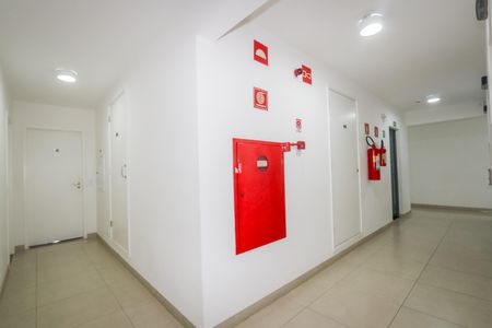 Apartamento para alugar com 52m², 2 quartos e 1 vaga Apartamento para alugar com 52m², 2 quartos e 1 vagaHall Social