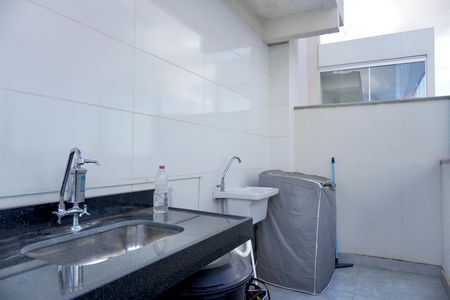 Apartamento à venda com 170m², 3 quartos e 2 vagas Apartamento à venda com 170m², 3 quartos e 2 vagasÁrea da cobertura - Área de Serviço