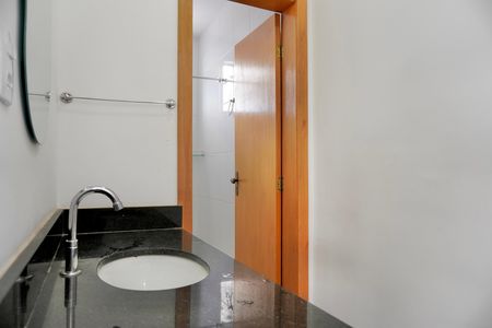 Apartamento à venda com 170m², 3 quartos e 2 vagas Apartamento à venda com 170m², 3 quartos e 2 vagasBanheiro Social