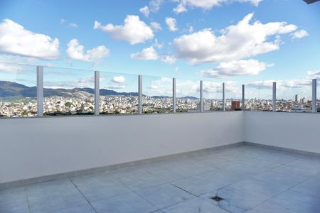 Apartamento à venda com 170m², 3 quartos e 2 vagas Apartamento à venda com 170m², 3 quartos e 2 vagasÁrea da cobertura