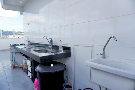 Apartamento à venda com 170m², 3 quartos e 2 vagas Apartamento à venda com 170m², 3 quartos e 2 vagasÁrea da cobertura - Área de Serviço