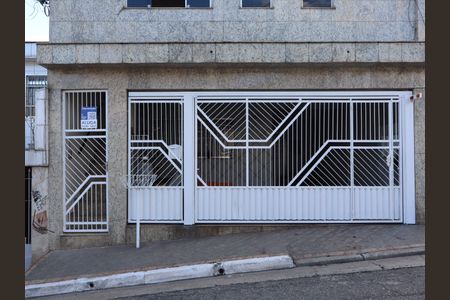 Casa para alugar com 156m², 3 quartos e 1 vagaFachada e portão