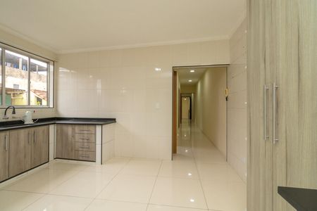 Cozinha de casa para alugar com 3 quartos, 156m² em São Lucas, São Paulo
