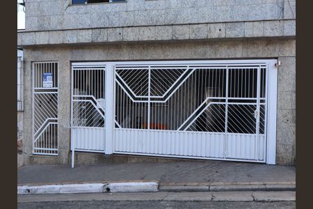 Casa para alugar com 156m², 3 quartos e 1 vagaFachada e portão
