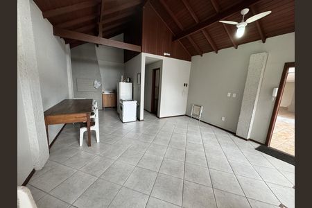 Apartamento à venda com 85m², 2 quartos e 1 vaga Apartamento à venda com 85m², 2 quartos e 1 vagaÁrea Externa