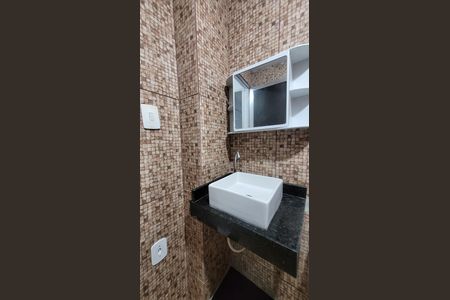 Apartamento para alugar com 60m², 2 quartos e sem vaga Apartamento para alugar com 60m², 2 quartos e sem vagaBanheiro