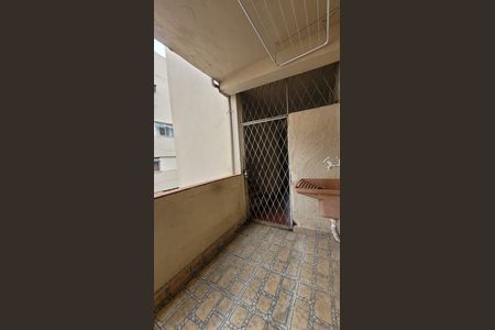 Apartamento para alugar com 60m², 2 quartos e sem vaga Apartamento para alugar com 60m², 2 quartos e sem vagaArea de Serviço