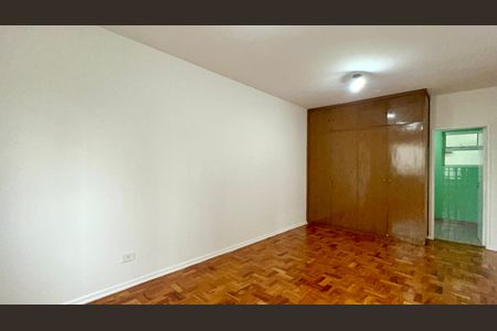 Apartamento para alugar com 156m², 3 quartos e 1 vaga Apartamento para alugar com 156m², 3 quartos e 1 vagaSuite