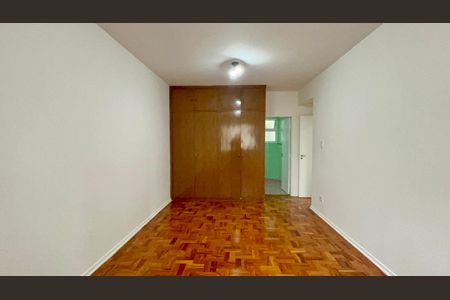 Apartamento para alugar com 156m², 3 quartos e 1 vaga Apartamento para alugar com 156m², 3 quartos e 1 vagaSuite