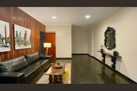 Apartamento para alugar com 156m², 3 quartos e 1 vaga Apartamento para alugar com 156m², 3 quartos e 1 vagaHall de entrada