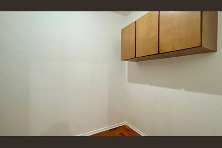 Apartamento para alugar com 156m², 3 quartos e 1 vaga Apartamento para alugar com 156m², 3 quartos e 1 vagaQuarto de Serviço