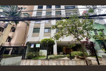 Apartamento para alugar com 156m², 3 quartos e 1 vaga Apartamento para alugar com 156m², 3 quartos e 1 vagaFachada