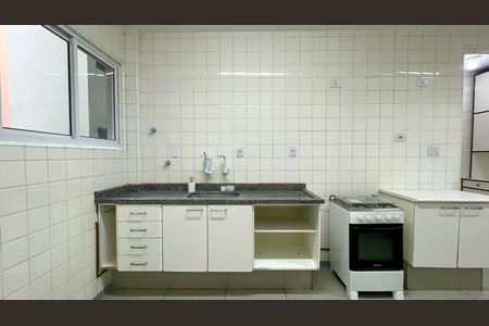 Cozinha de apartamento para alugar com 3 quartos, 156m² em Pinheiros, São Paulo