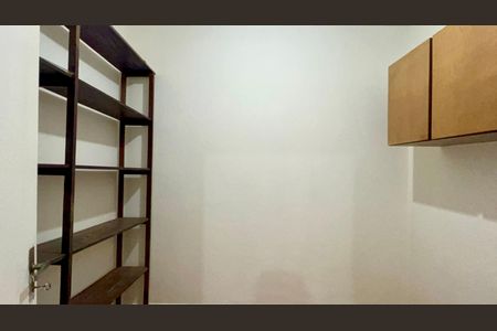 Apartamento para alugar com 156m², 3 quartos e 1 vaga Apartamento para alugar com 156m², 3 quartos e 1 vagaQuarto de Serviço
