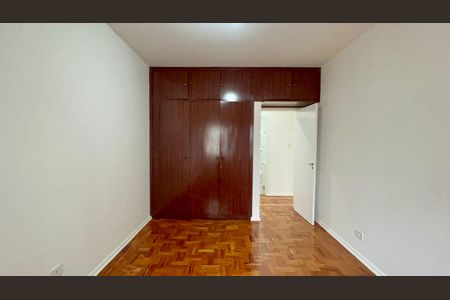 Apartamento para alugar com 156m², 3 quartos e 1 vaga Apartamento para alugar com 156m², 3 quartos e 1 vagaQuarto 2