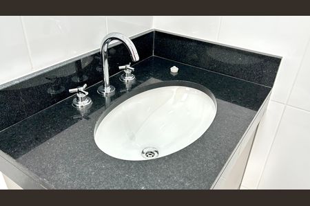 Apartamento para alugar com 67m², 3 quartos e 1 vaga Apartamento para alugar com 67m², 3 quartos e 1 vagaBanheiro 1