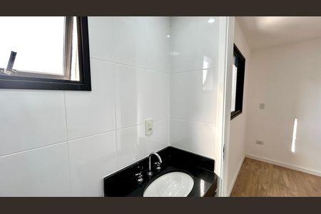 Apartamento para alugar com 67m², 3 quartos e 1 vaga Apartamento para alugar com 67m², 3 quartos e 1 vagaBanheiro da Suíte