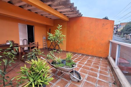 Casa à venda com 249m², 3 quartos e 2 vagas Casa à venda com 249m², 3 quartos e 2 vagasSacada