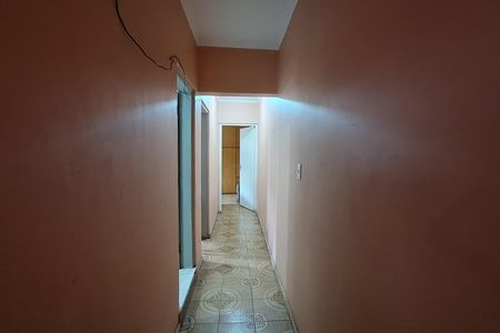 Casa à venda com 249m², 3 quartos e 2 vagas Casa à venda com 249m², 3 quartos e 2 vagasCorredor