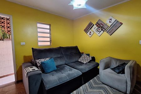 Casa à venda com 249m², 3 quartos e 2 vagas Casa à venda com 249m², 3 quartos e 2 vagasSala