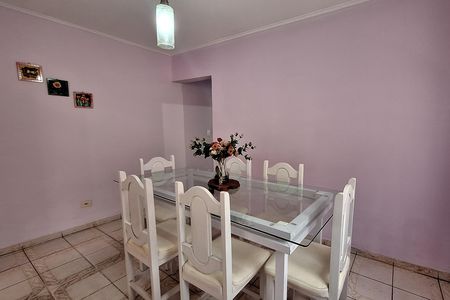 Casa à venda com 249m², 3 quartos e 2 vagas Casa à venda com 249m², 3 quartos e 2 vagasCopa