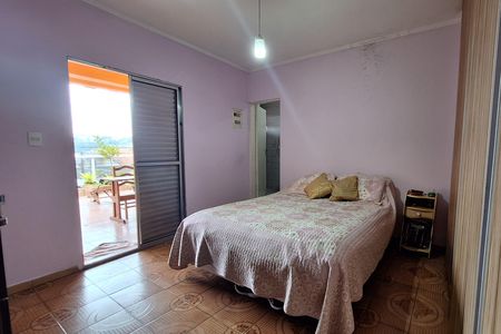 Casa à venda com 249m², 3 quartos e 2 vagas Casa à venda com 249m², 3 quartos e 2 vagasSuíte