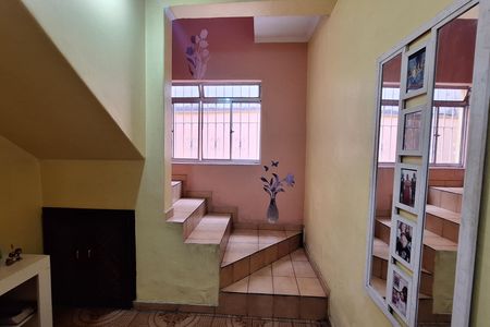 Casa à venda com 249m², 3 quartos e 2 vagas Casa à venda com 249m², 3 quartos e 2 vagasCorredor