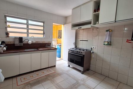 Cozinha de casa à venda com 3 quartos, 249m² em Condomínio Maracanã, Santo André