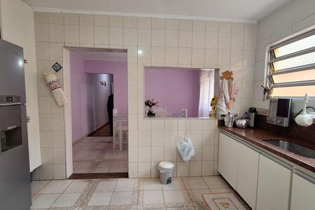 Casa à venda com 249m², 3 quartos e 2 vagas Casa à venda com 249m², 3 quartos e 2 vagasCozinha