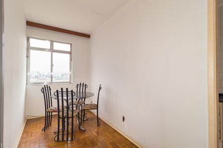 Apartamento para alugar com 34m², 1 quarto e sem vaga Apartamento para alugar com 34m², 1 quarto e sem vagaSala