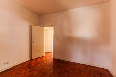 Apartamento à venda com 77m², 1 quarto e sem vaga Apartamento à venda com 77m², 1 quarto e sem vagaQuarto