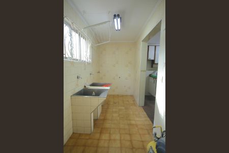 Casa para alugar com 350m², 4 quartos e 4 vagasÁrea de Serviço