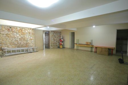 Casa para alugar com 350m², 4 quartos e 4 vagasGaragem 