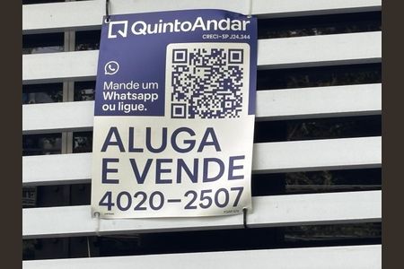 Casa para alugar com 350m², 4 quartos e 4 vagasFachada e acesso 