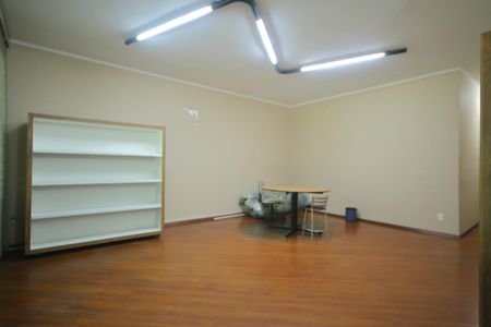 Casa para alugar com 350m², 4 quartos e 4 vagasSala 