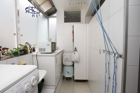 Apartamento à venda com 95m², 3 quartos e 1 vagaÁrea de Serviço
