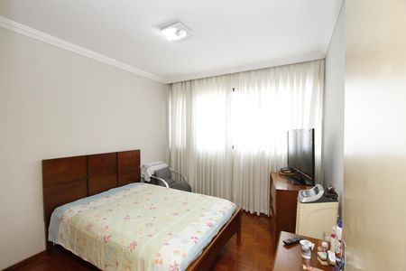 Apartamento à venda com 95m², 3 quartos e 1 vagaQuarto 2