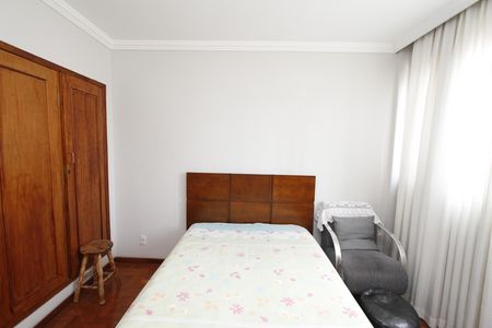 Apartamento à venda com 95m², 3 quartos e 1 vagaQuarto 2