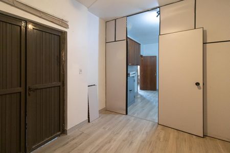 Casa à venda com 1300m², 5 quartos e sem vagaQuarto 3 - Casa 2