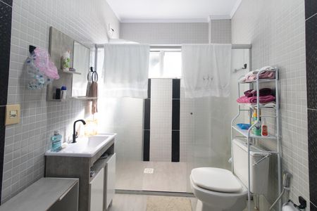 Casa à venda com 1300m², 5 quartos e sem vagaBanheiro