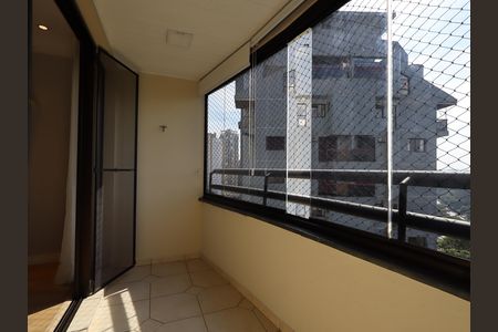 Apartamento à venda com 105m², 3 quartos e 3 vagasVaranda gourmet