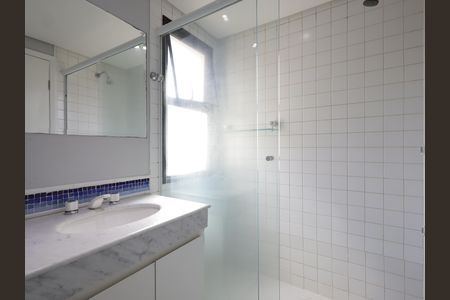 Apartamento à venda com 105m², 3 quartos e 3 vagasBanheiro da Suíte 3