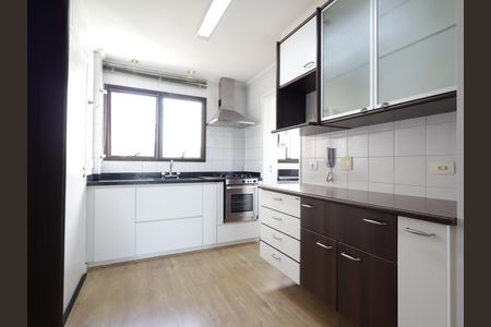 Apartamento à venda com 105m², 3 quartos e 3 vagasCozinha